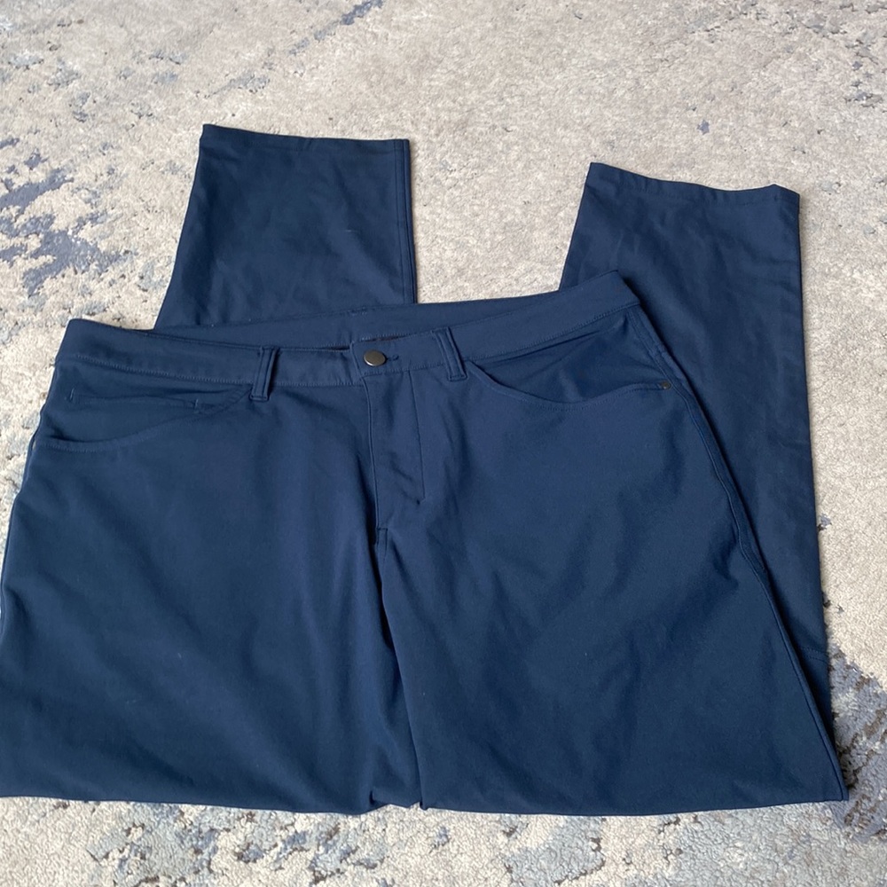 LULULEMON Men's Navy Pants - Picture 2 of 5